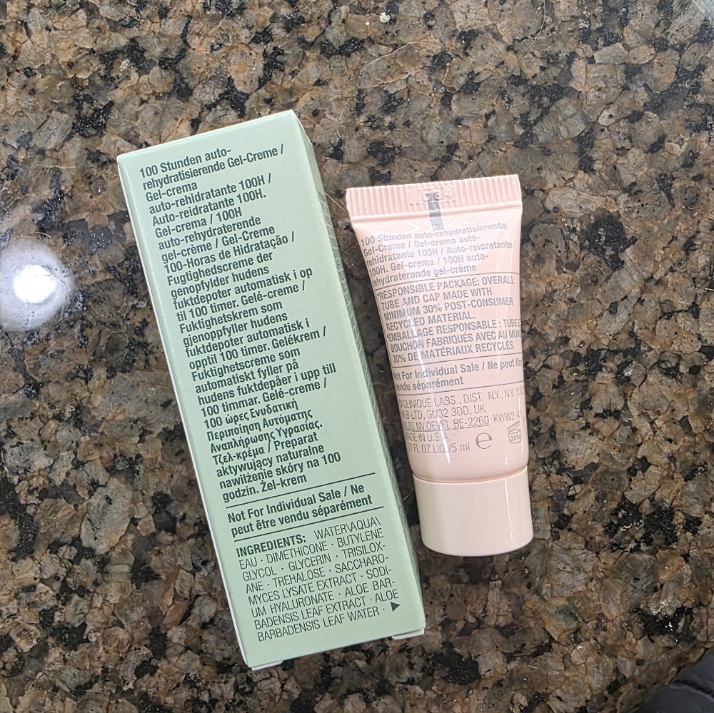 Clinique Moisture Surge 100H Hydrator Travel Size - Picture 2 of 2
